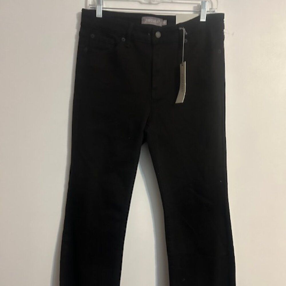 Just USA Black 5 pocket cropped Flare denim jeans, size 12